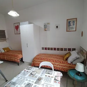 Aquila 52 Appartement Rome